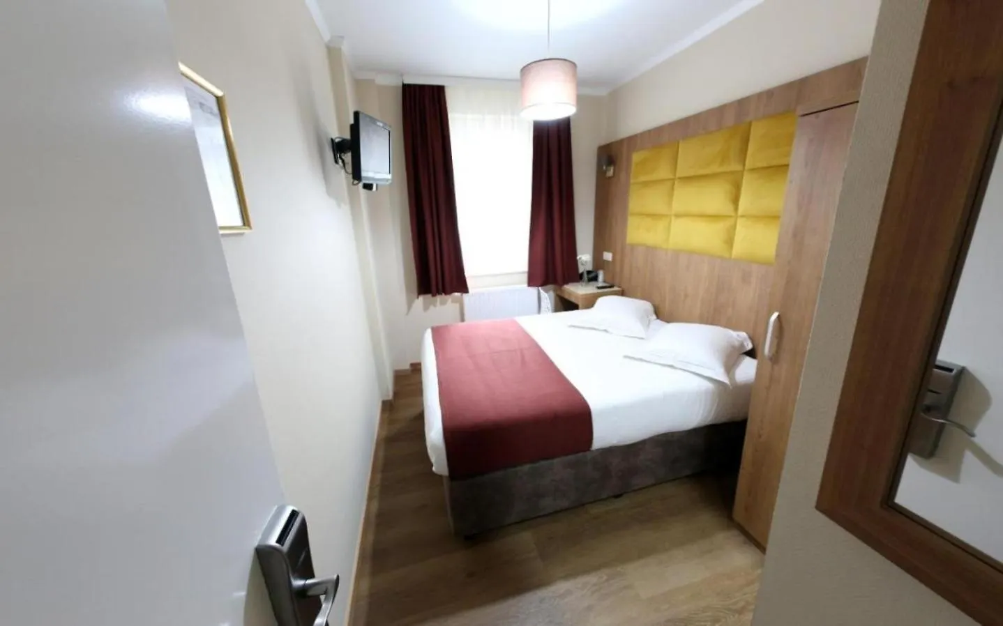 Boutique Patricia Hotel Tirana 0*,